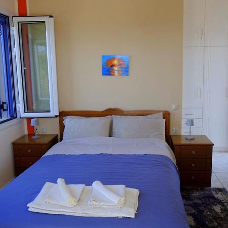 Villa Georgia'S House Aegina Esterno foto